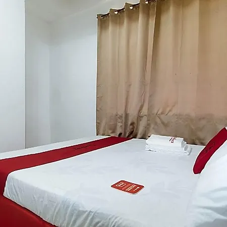 Reddoorz @ Najar Residences Near Naia Terminal
