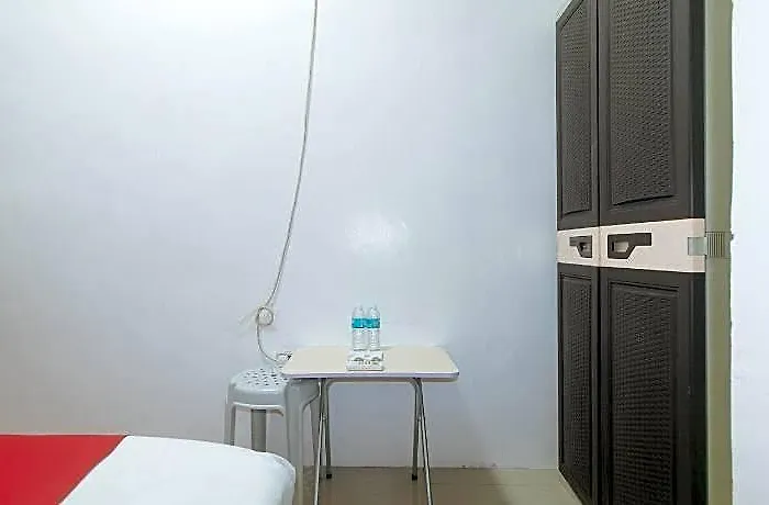 Reddoorz @ Najar Residences Near Naia Terminal *